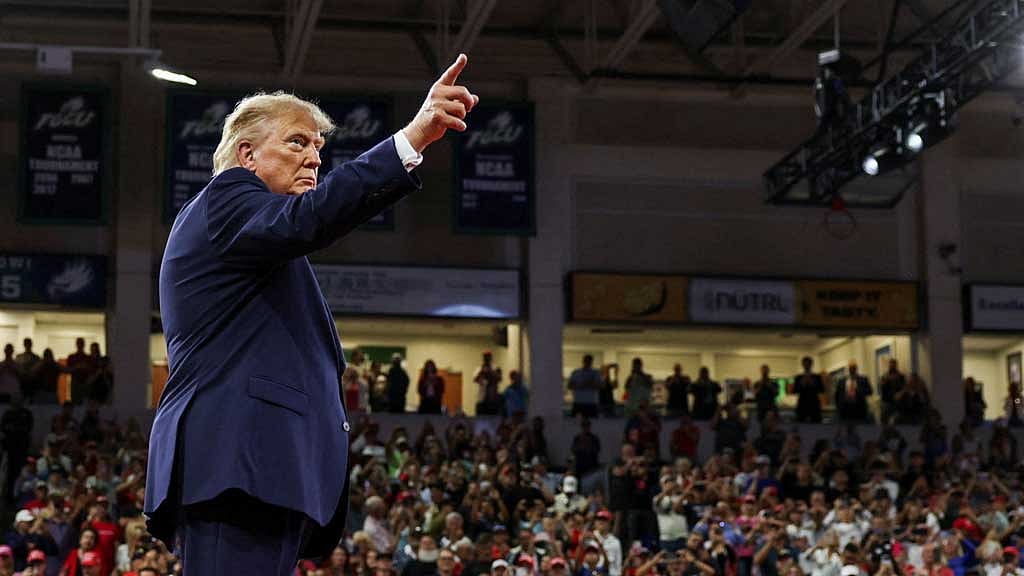 Trump foreign policy hits voters in the pocketbook, imperiling Republicans in midterms