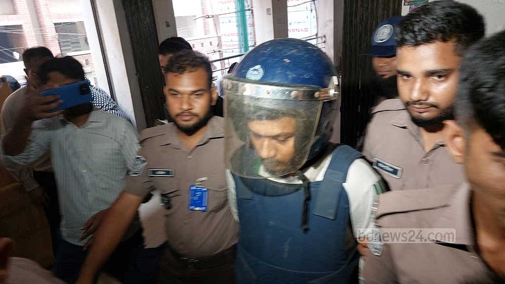 Man detained over online ‘sniper’ comment on PM bus post remanded for 7 days