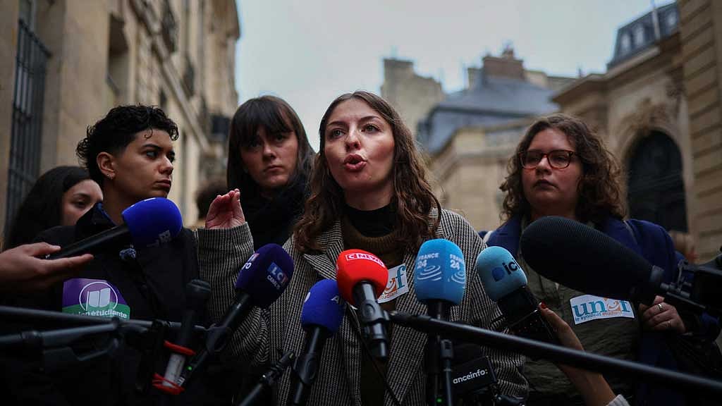 French student protesters say government offered deal, but they want more