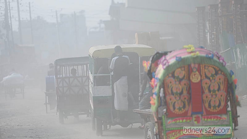 Going without a face mask on the Babubazar-Gabtoli embankment road has become hard as heavy dust builds up, peaking in the dry season. Photo: Abdullah Al Momin
