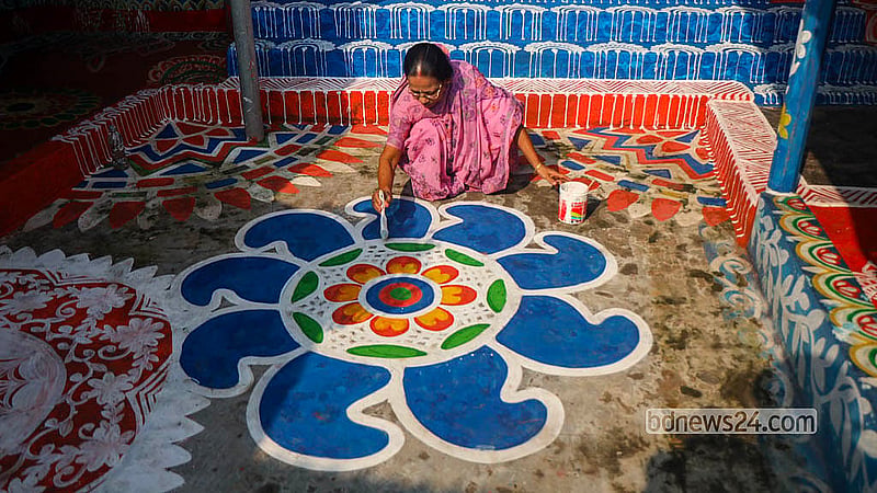 This unique example of rural folk art remains a testament to the disappearing rural art and architecture traditions of Bengal. Photo: Shamsul Haque Ripon