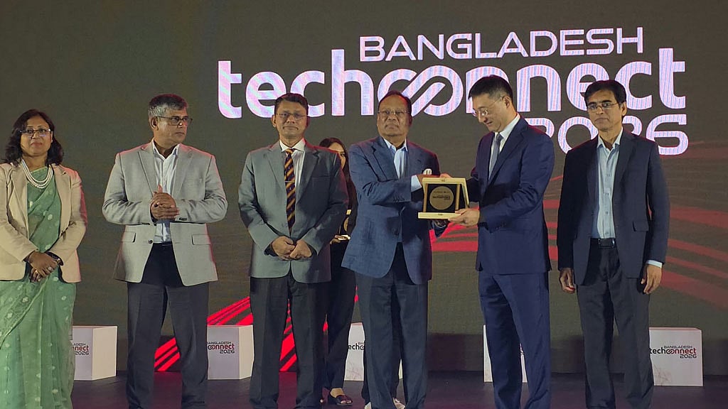 Bangladesh moves to make low-cost smartphones at home, says ICT secretary
