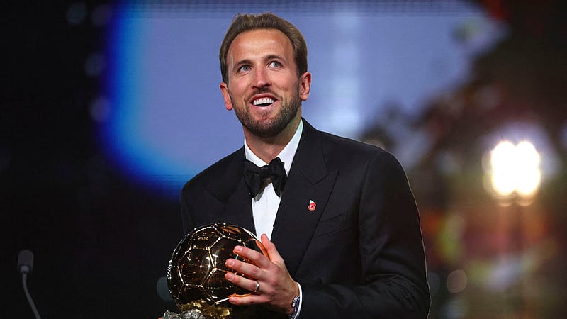 Bayern Munich's Harry Kane celebrates after winning the men's Ballon d'Or award ,  London Palladium, London, Britain - October 26, 2026. Photo: REUTERS