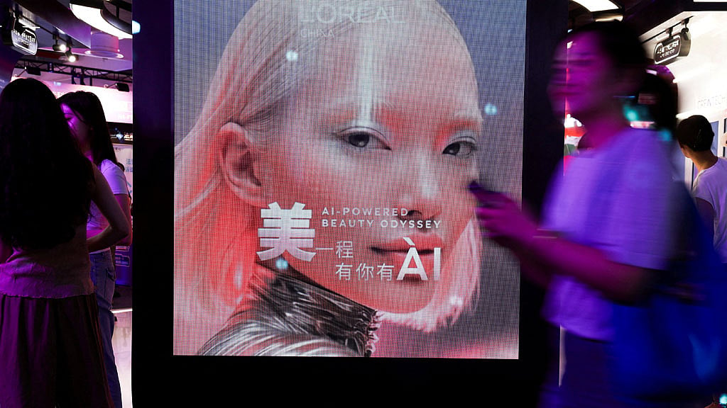 Fashion industry’s AI boom threatens models' jobs and image rights
