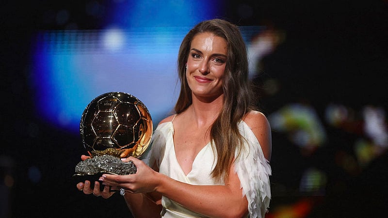London City Lionesses' Alexia Putellas celebrates after winning the women's Ballon d'Or award, London Palladium, London, Britain - October 26, 2026. Photo: REUTERS