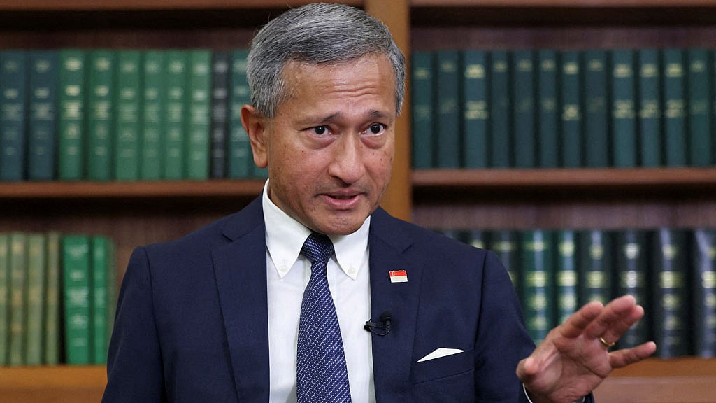 Singapore foreign minister heads to Indonesia amid tensions over gas and haze