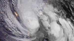 Cyclone Arnab stalls close to India's east coast