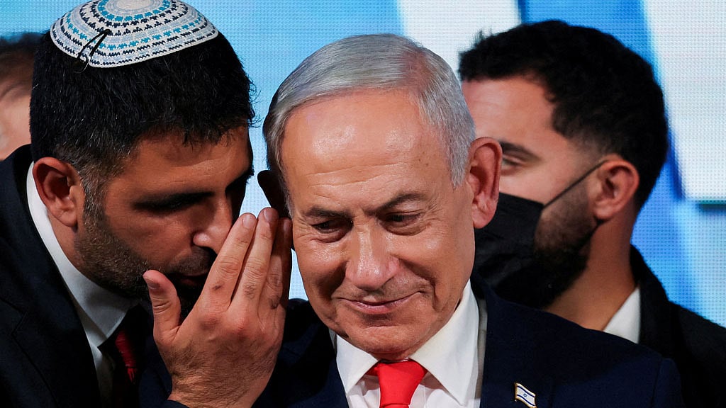Netanyahu, at risk of losing power, steps up attacks on Israel's Arab parties