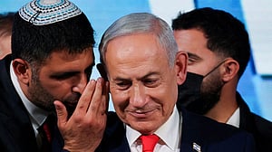 Risking defeat, Netanyahu ramps up attacks on Arab parties