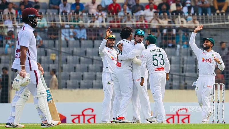 
Bangladesh players celebrate after dismissing a West Indies opener on the second day of the Mirpur Test. Photo: Shamsul Haque Ripon
