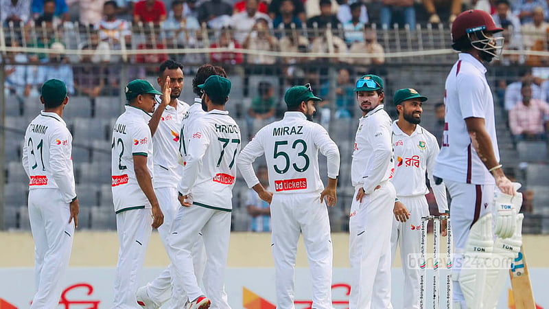 
Bangladesh players celebrate after dismissing a West Indies opener on the second day of the Mirpur Test. Photo: Shamsul Haque Ripon
