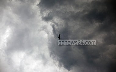 রাজবাড়ীতে বজ্রপাতে নিহত ৩