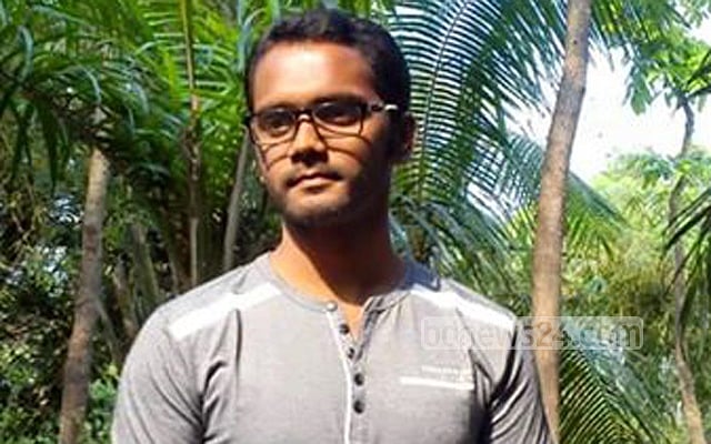 মধ্যরাতে বাড়িতে ঢুকে কলেজছাত্রকে গুলি করে হত্যা