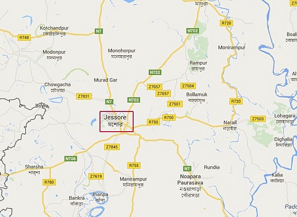 মন্ত্রীর বহর যাওয়ার সময় গাড়ির ধাক্কায় আহত ৬