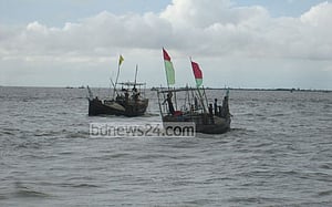 ডাকাতি শেষে কক্সবাজারের ৪ জেলেকে সমুদ্রে নিক্ষেপের খবর