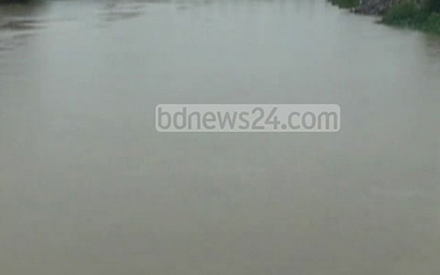 চুয়াডাঙ্গায় পুকুরে গোসলে নেমে ২ শিশুর মৃত্যু