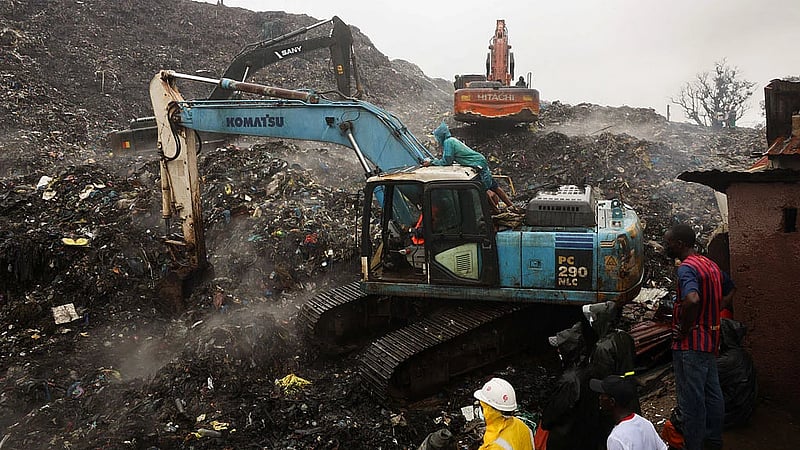 Landslide at Guinea landfill kills 30, government says