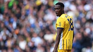 Chelsea bring in 35-year old striker Welbeck from Brighton