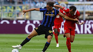 Inter begin title defence with stylish 4-1 win over Monza