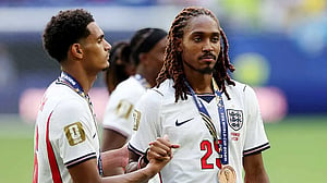 Inter sign England's Spence from Tottenham