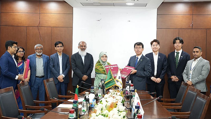 Bangladesh, South Korea sign deal to build $13mn AI training hub in Dhaka