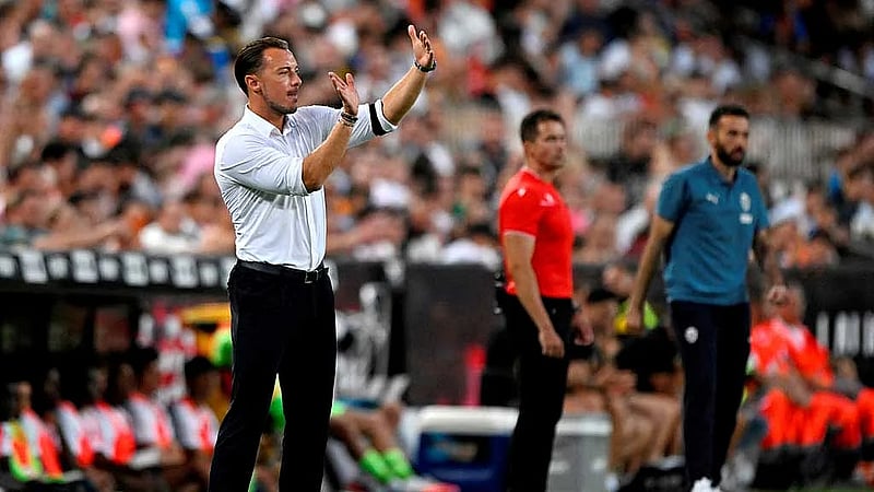 Jaissle begins Newcastle rebuild with Valencia win, Elanga scare not serious