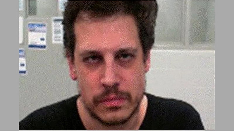 Far-right commentator Milo Yiannopoulos deported to UK