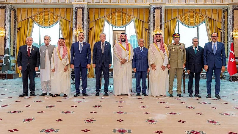 Turkey, Pakistan, Saudi Arabia defence pact technically same as NATO's Article 5, Turkish minister says