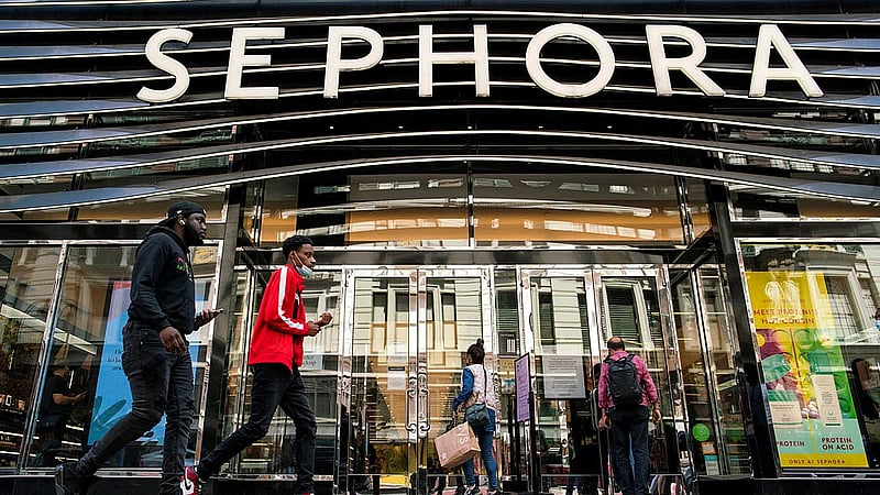 Sephora to sell products via Israeli retailer; no plans for own stores