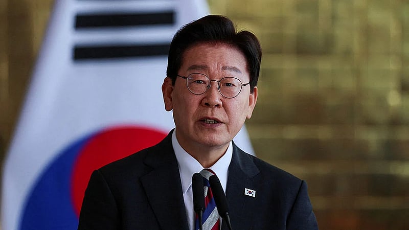 South Korea unveils future technology projects, targets moon landing by 2030