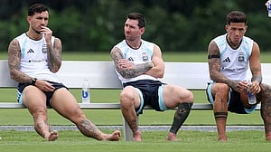 Spain favoured, Argentina seeing more action for World Cup final