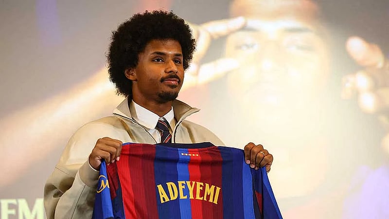 Barcelona sign pacy winger Adeyemi from Dortmund