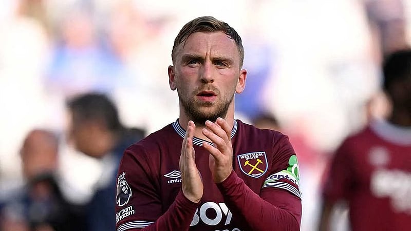 Bowen confirms stay at West Ham despite Premier League relegation