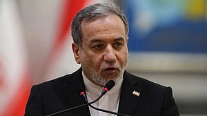 Iran foreign minister says US threats are an impediment to deal-making