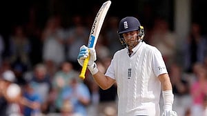 Root reaches 14,000-run milestone but New Zealand edge towards victory