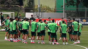 Hosts Mexico face South Africa under pressure to deliver in World Cup opener
