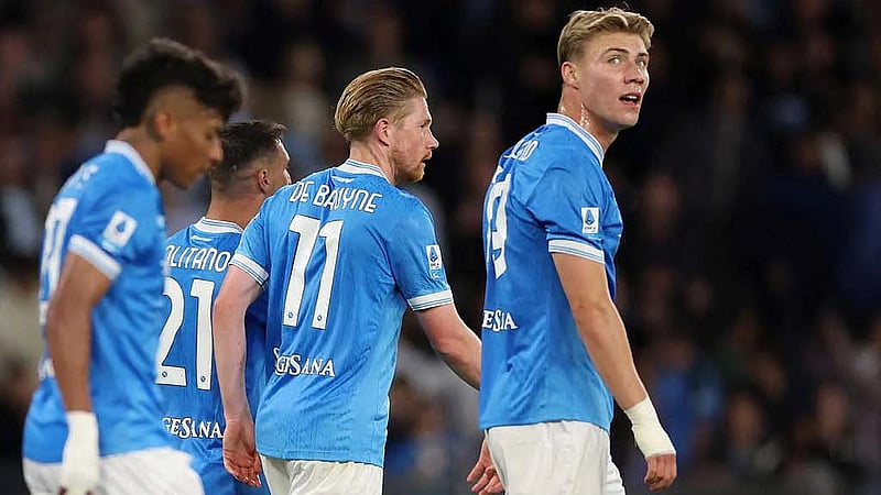 Napoli sign Hojlund from Man United after loan spell