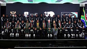 South Africa set off for Mexico without assistant coach after visa woes