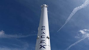 SpaceX plans to set IPO price at $135 per share, targeting $75 billion raise, Reuters source says