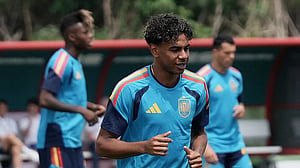 Bielsa says Uruguay face Spain 'final' with Lamine threat looming