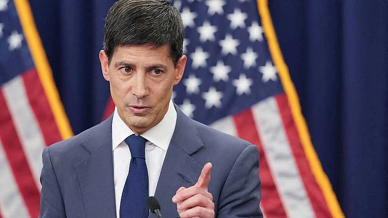 Warsh kicks off Fed chief era with sweeping review as rates remain unchanged
