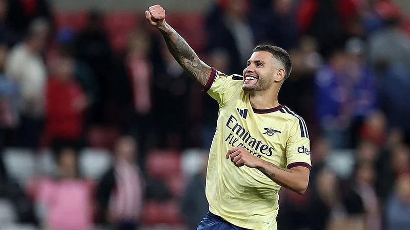 Arsenal stay perfect, Liverpool and Chelsea both held to draws