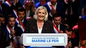 French extreme candidates steam ahead in 2027 presidential race, poll shows