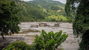 Nepal rescuers focus on 900 hydropower workers, 121 could be trapped in tunnels, officials say