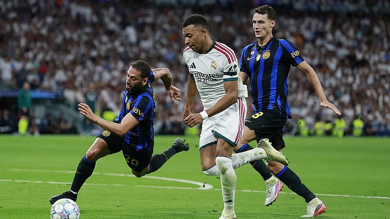 Real beat Inter, Haaland's brace gives Man City winning start