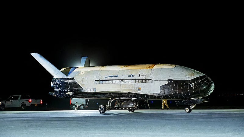 Space Cargo becomes first customer for SpaceX's Starfall reentry service