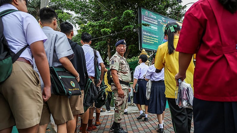 After student's shooting rampage, Thai school reopens under tight security