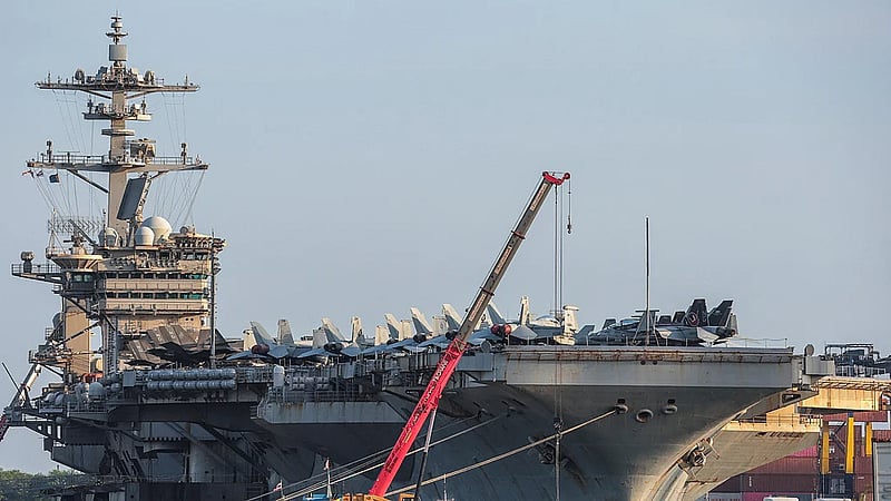 US carrier Abraham Lincoln departs Thailand after respite visit