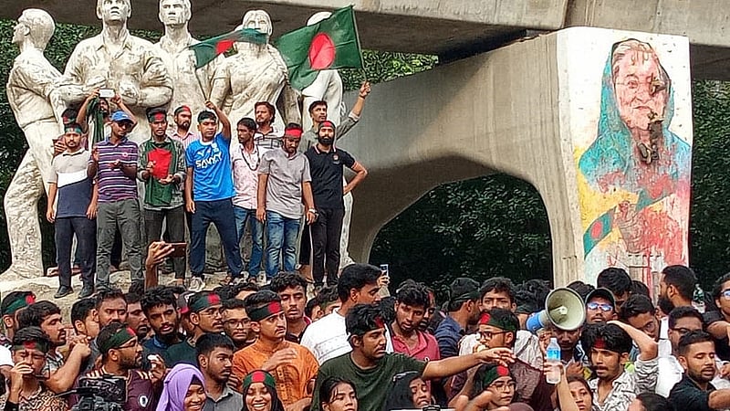 Student movement leaders warn govt advisors against rehabilitation of Hasina
