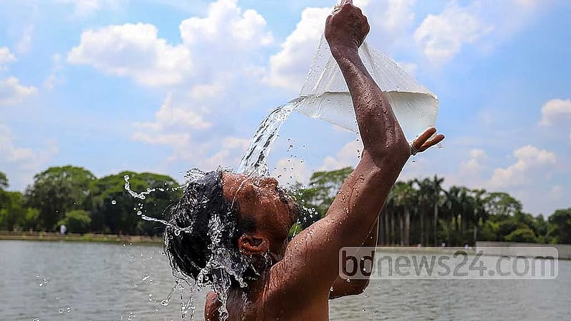 Mild to moderate heatwaves in 41 districts